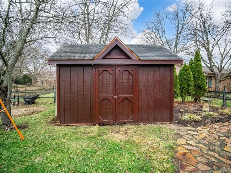 391 Roselake Drive, Dayton, OH 45458 Photo 39