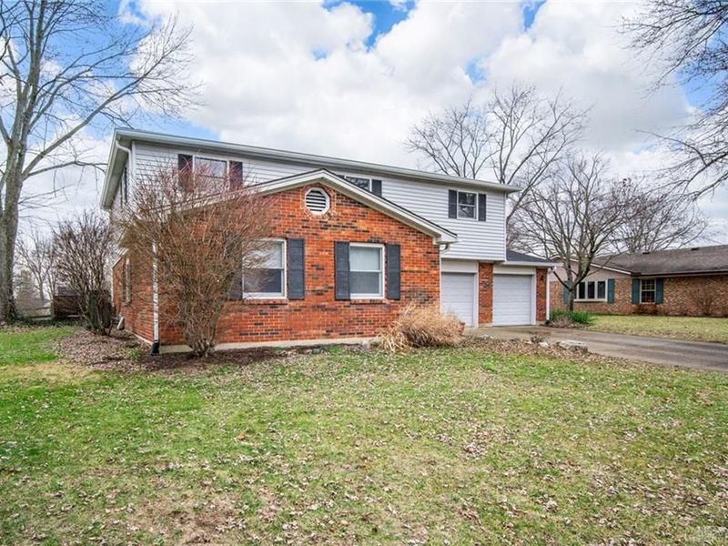 391 Roselake Drive, Dayton, OH 45458 Photo 5