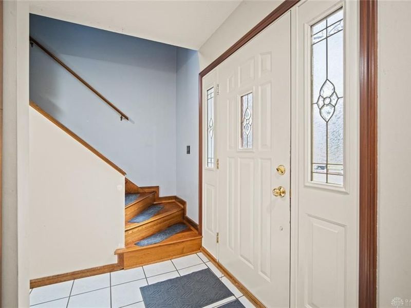 391 Roselake Drive, Dayton, OH 45458 Photo 7