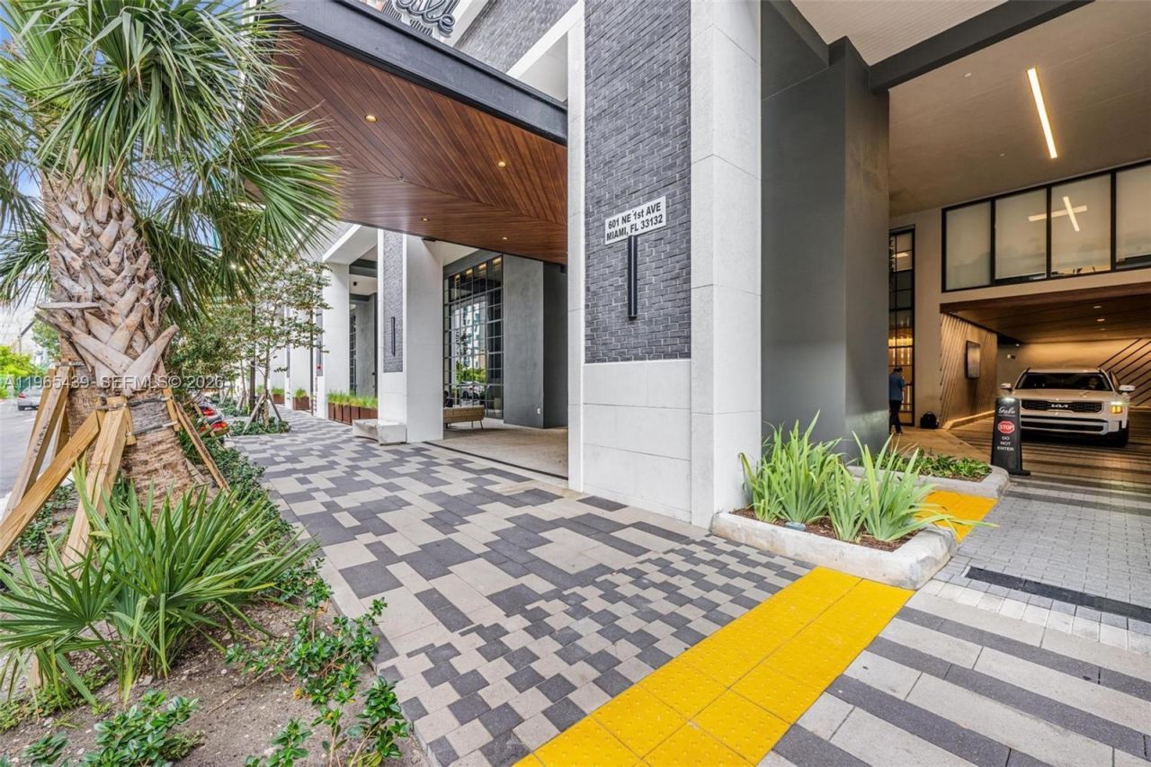 159 NE 6th St , Unit 3312, Miami, FL 33132 Photo