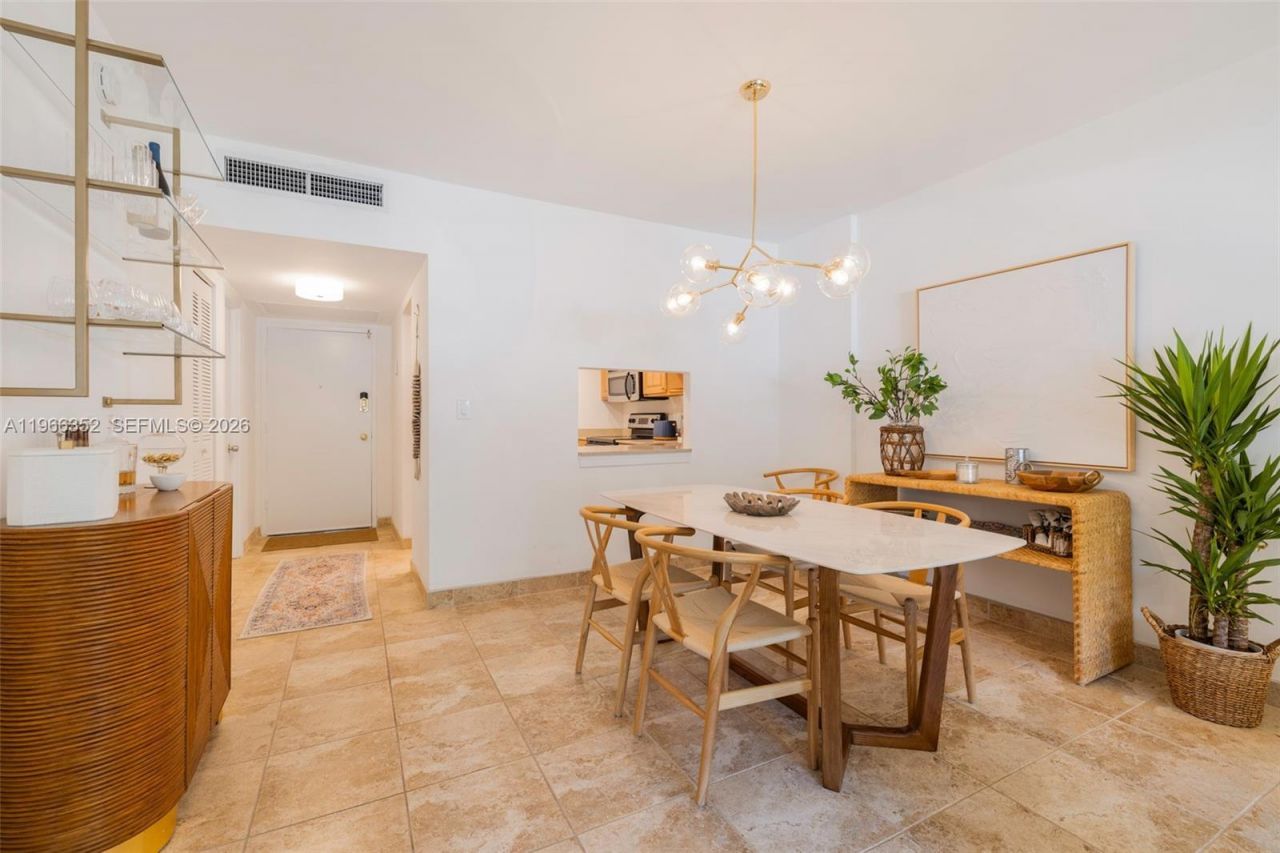 100 Edgewater Dr , Unit 104, Coral Gables, FL 33133 Photo