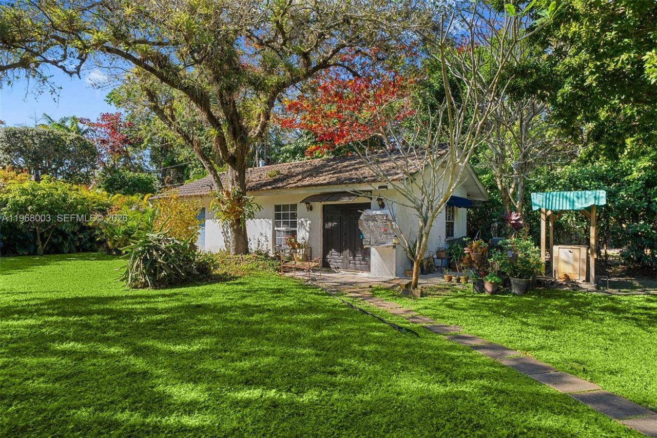 11220 SW 67th Ave , Pinecrest, FL 33156 Photo