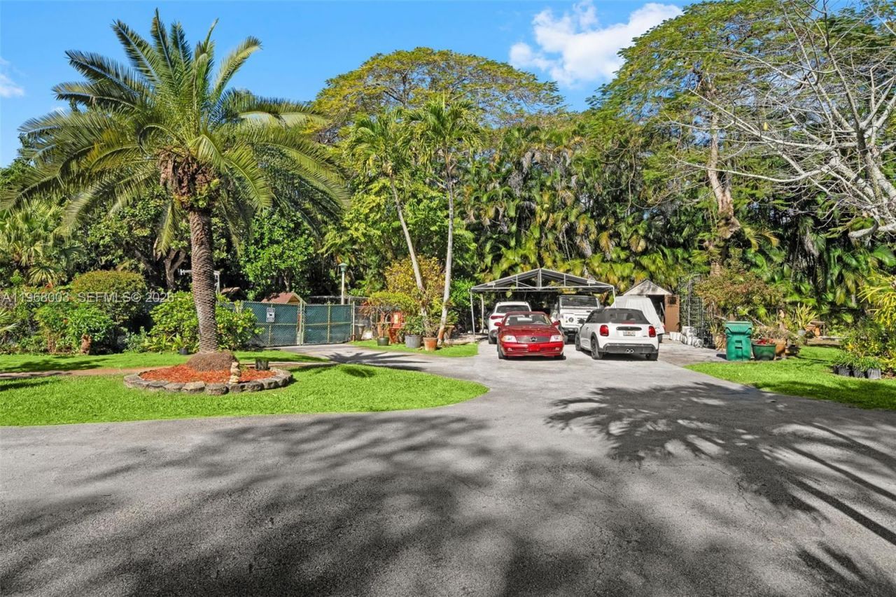 11220 SW 67th Ave , Pinecrest, FL 33156 Photo