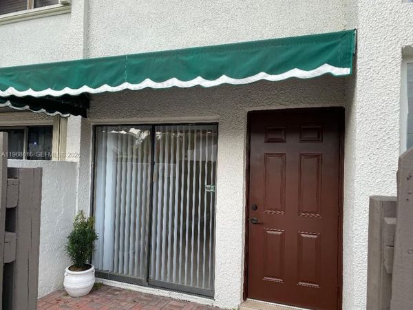 11339 SW 71st Ln , Miami, FL 33173