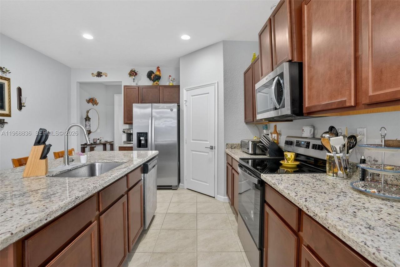 13270 SW 272nd St, Homestead, FL 33032 Photo