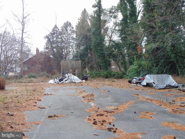 318 E CHURCH STREET, BLACKWOOD, NJ 08012