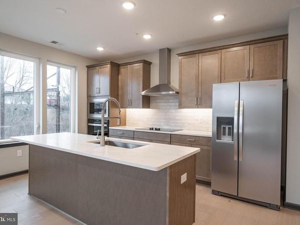 421 WASHINGTON STREET, Unit 108 LEWIS, CONSHOHOCKEN, PA 19428