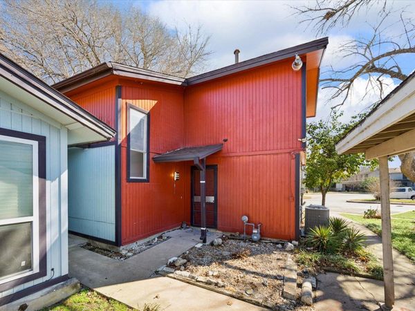 4814 Misty Slope LN, Austin, TX 78744