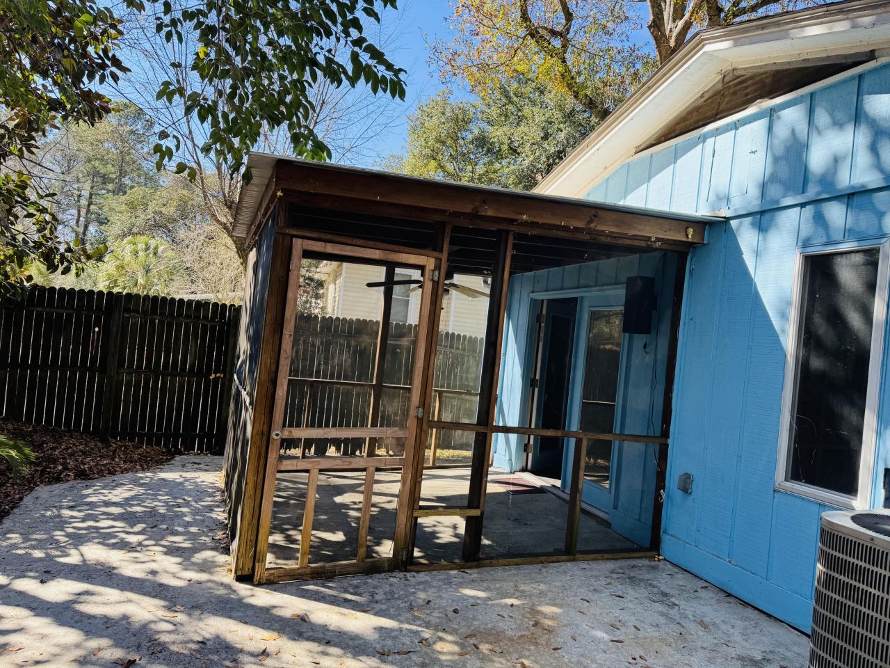 100 Newell Street Photo 11