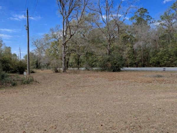 10128 State Highway 20, Ponce De Leon, FL 32455