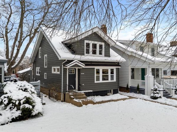 4036 N Stowell AVENUE, Shorewood, WI 53211