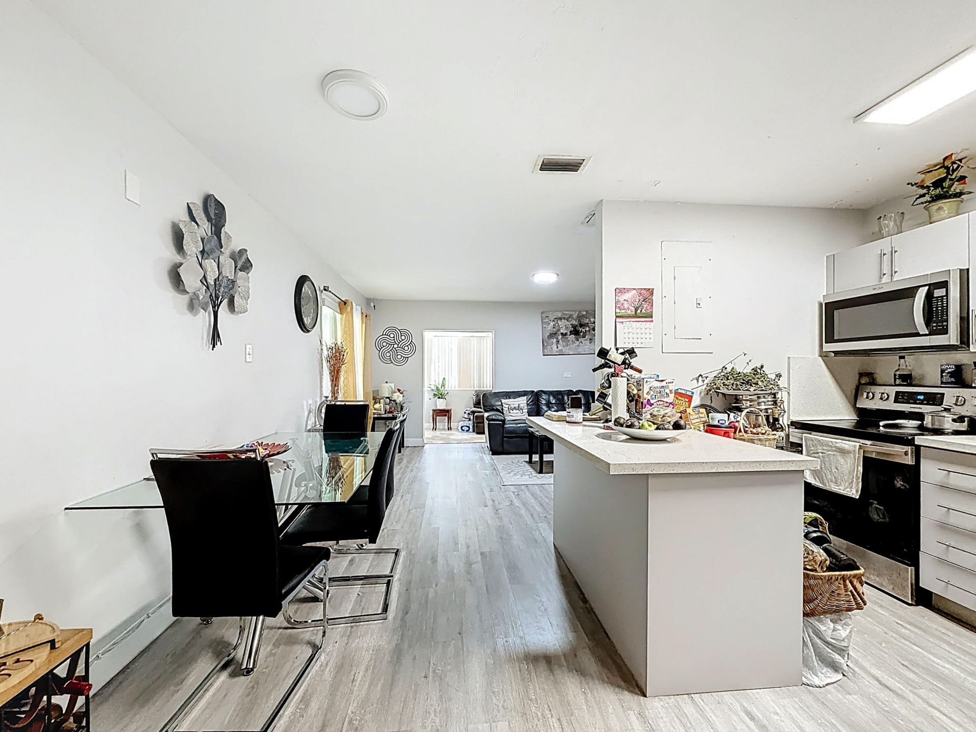 3020 NW 17th Street, Fort Lauderdale, FL 33311 Photo