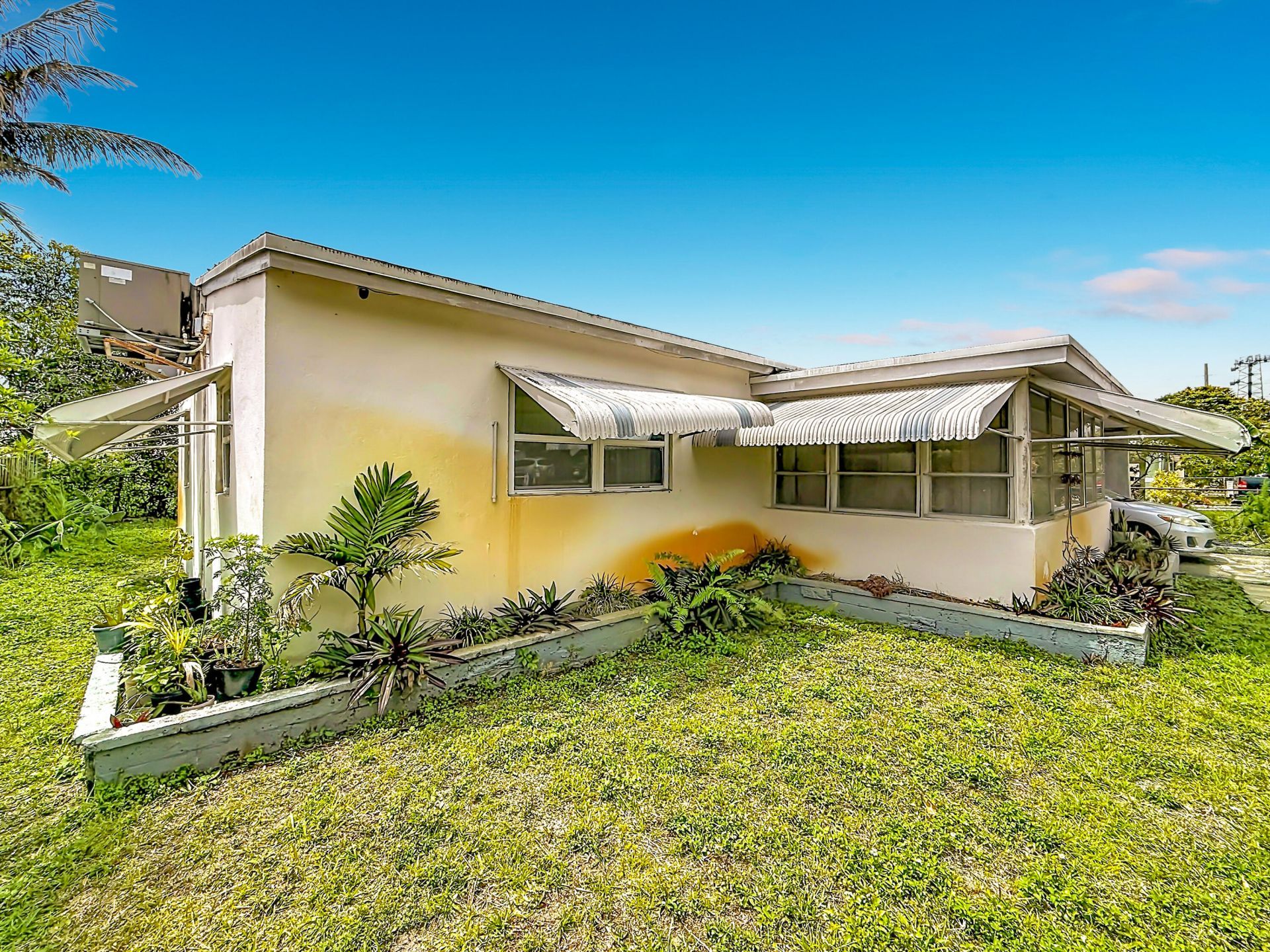 3020 NW 17th Street, Fort Lauderdale, FL 33311 Photo