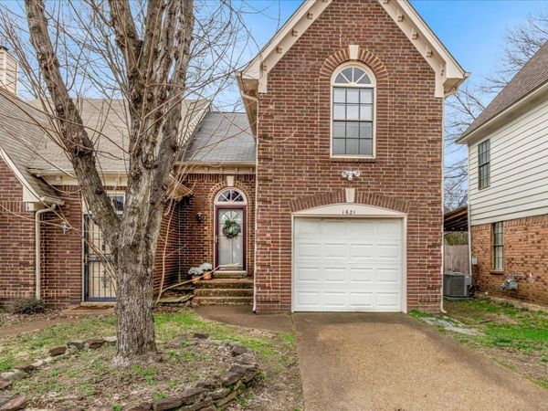 1621 OLD MILL STREAM DR, Memphis, TN 38016