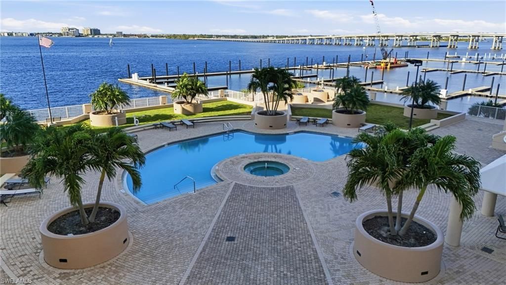 2090 W 1st St, Unit 1206, Fort Myers, FL 33901 Photo