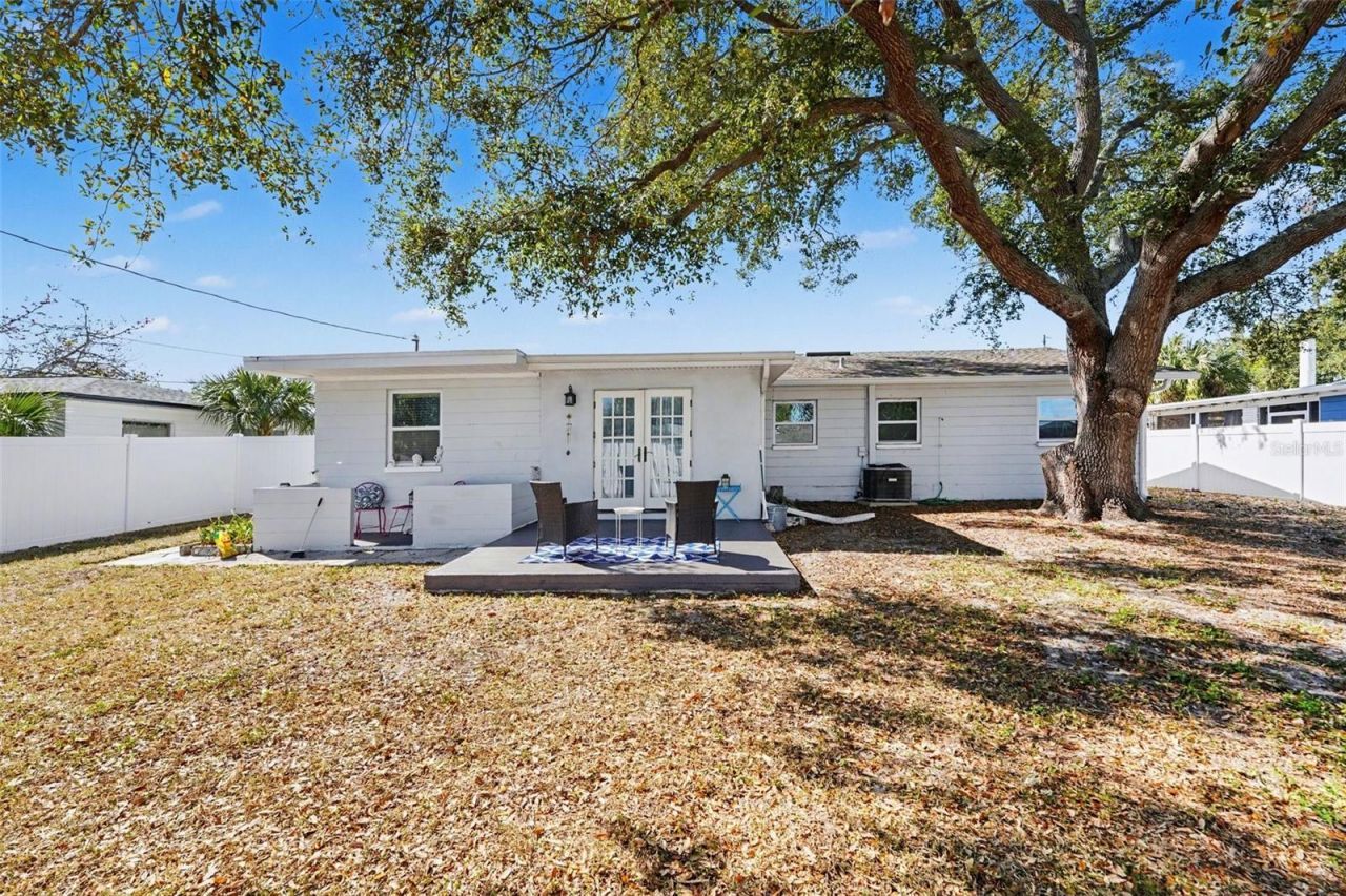 10555 109th Street, Largo, FL 33778 Photo