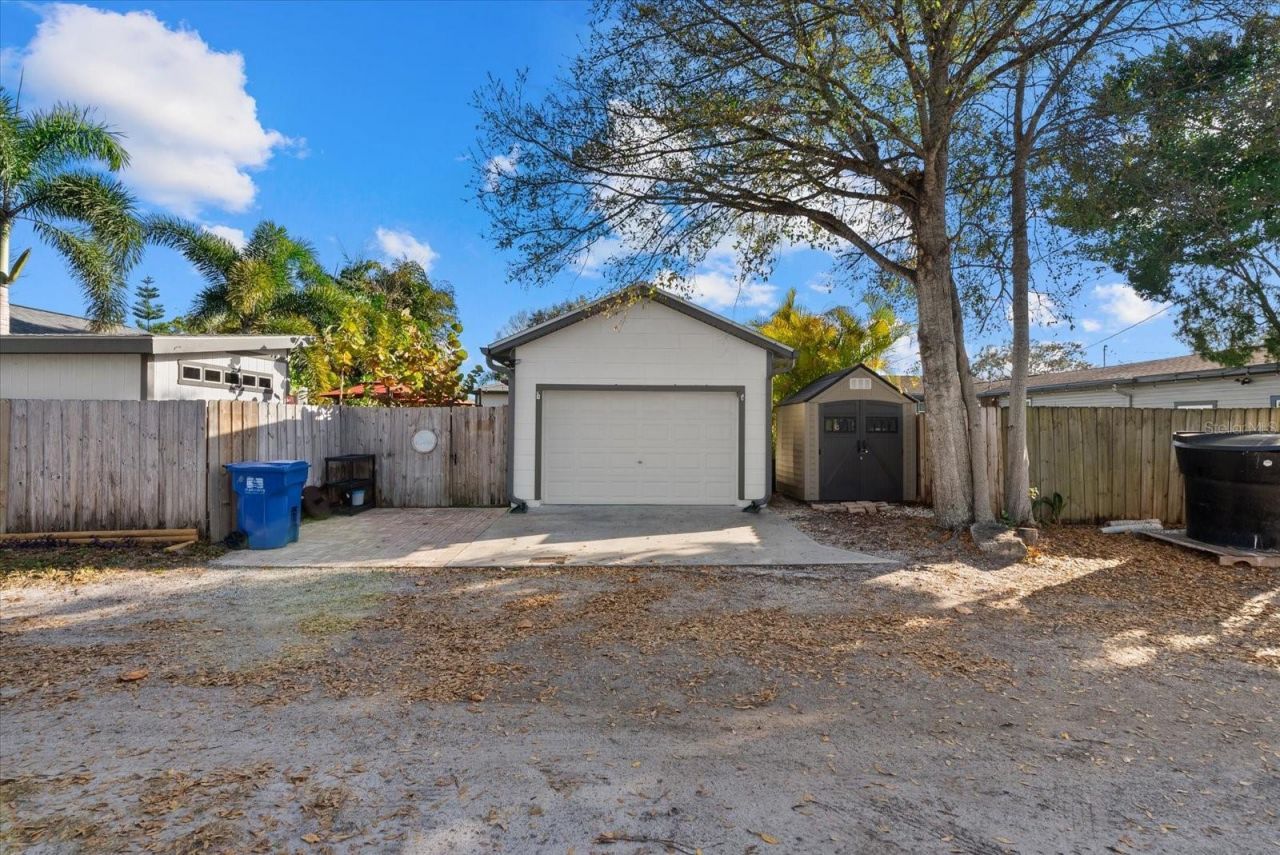 343 37th Avenue Ne, Saint Petersburg, FL 33704 Photo