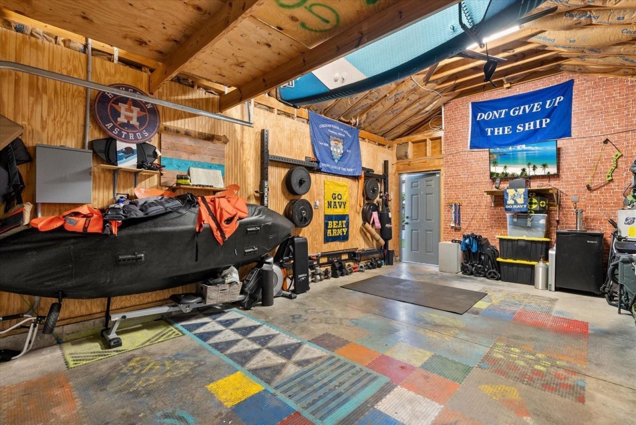 343 37th Avenue Ne, Saint Petersburg, FL 33704 Photo