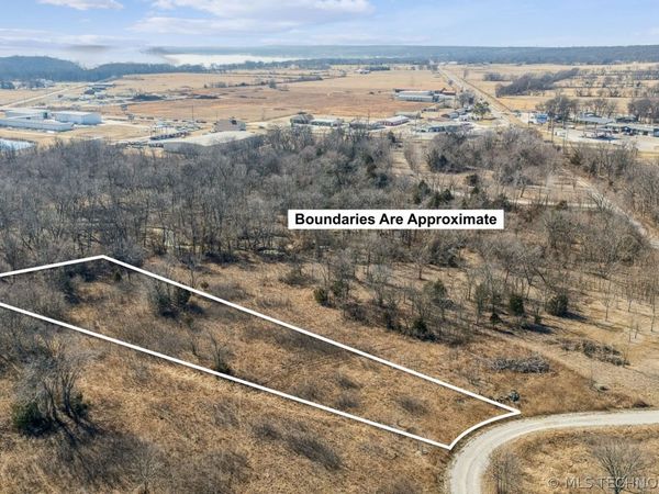 44 Hwy 125 , Afton, OK 74331