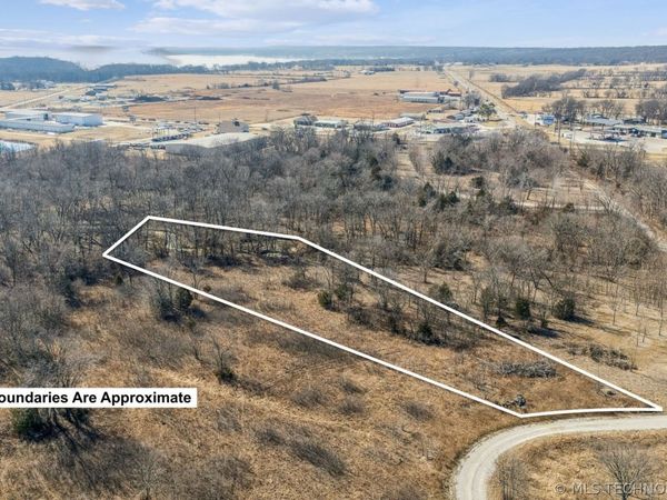 43 Hwy 125 , Afton, OK 74331