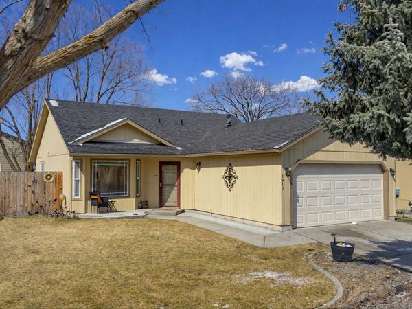 1913 N Harmony Ln, Spokane Valley, WA 99016