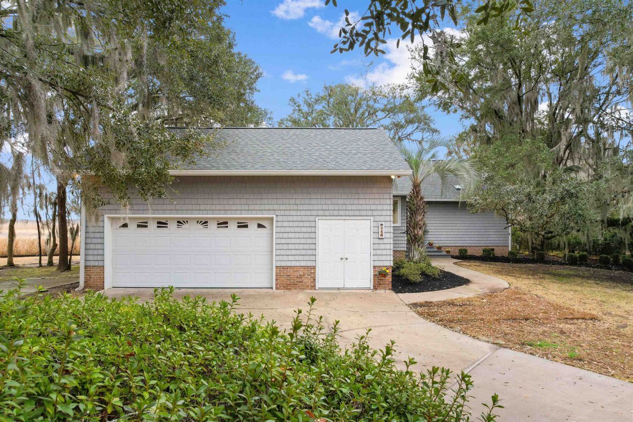 75 Duck Pond Pl. Photo 31