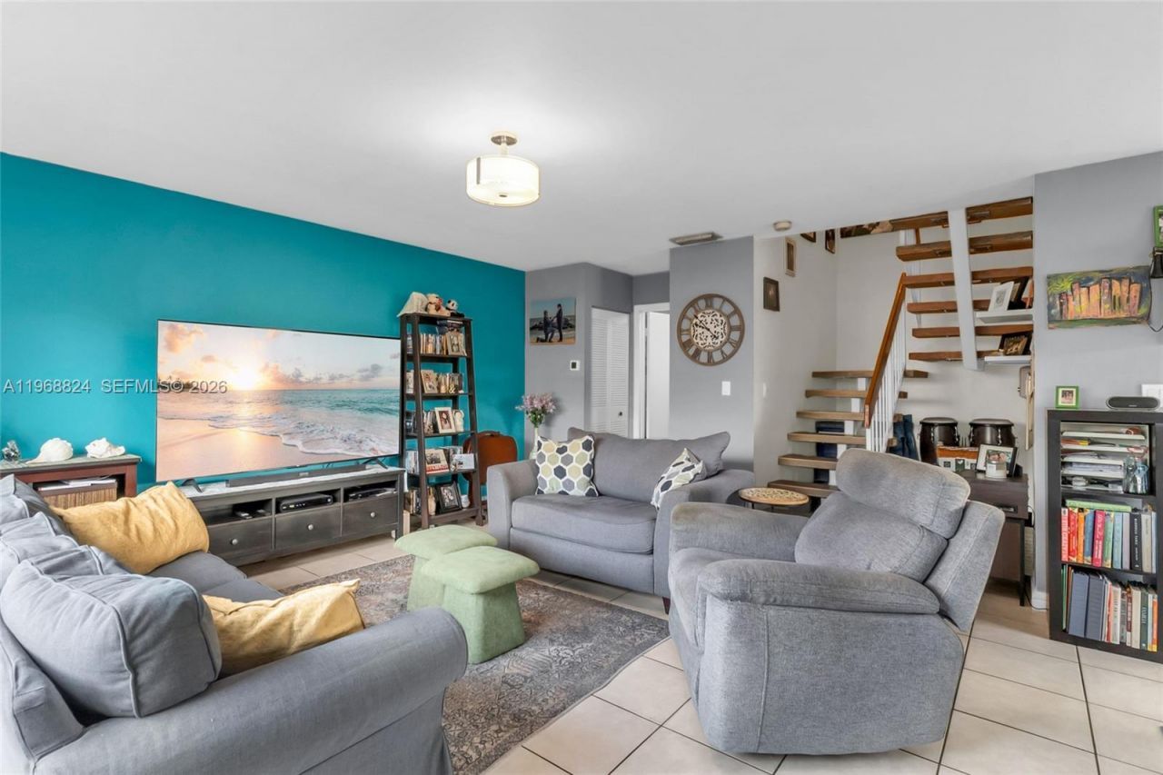 10425 SW 153rd Ct, Unit 8, Miami, FL 33196 Photo