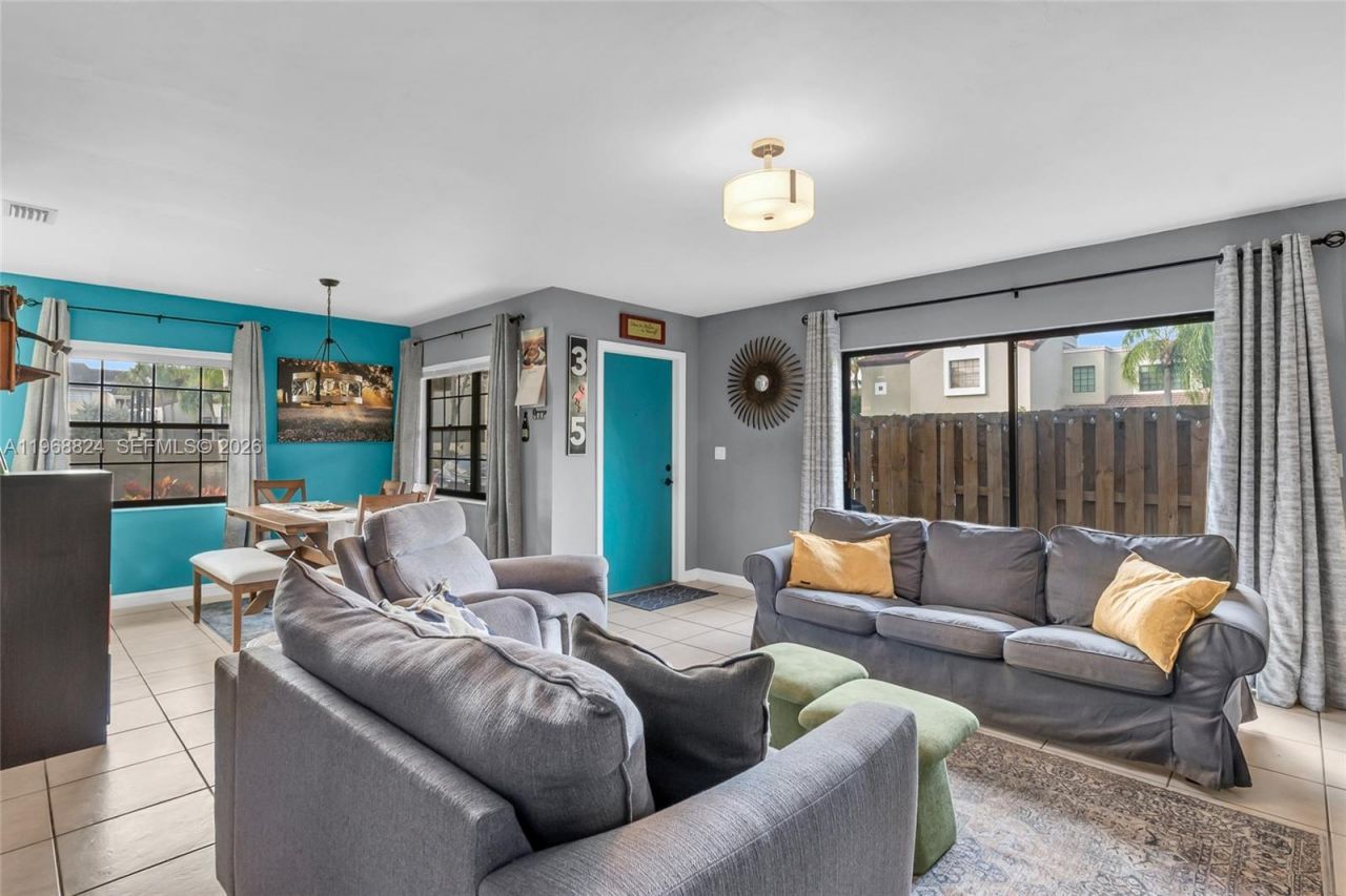 10425 SW 153rd Ct, Unit 8, Miami, FL 33196 Photo