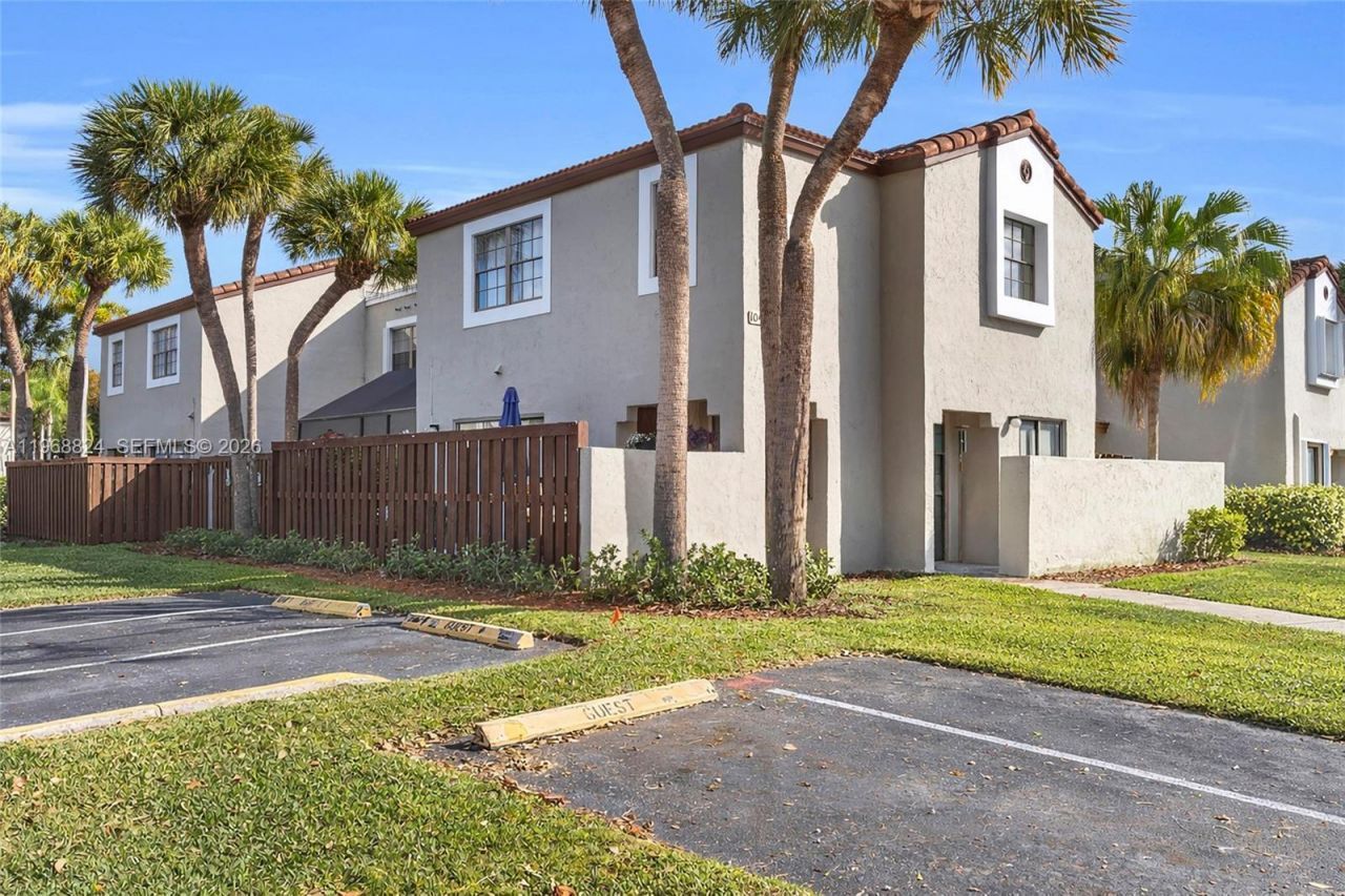 10425 SW 153rd Ct, Unit 8, Miami, FL 33196 Photo