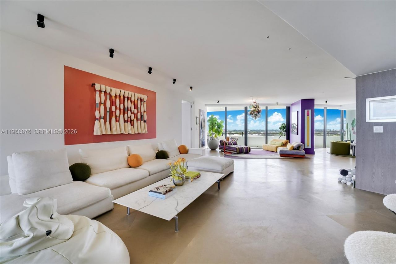 720 NE 69th St , Unit 12S, Miami, FL 33138 Photo