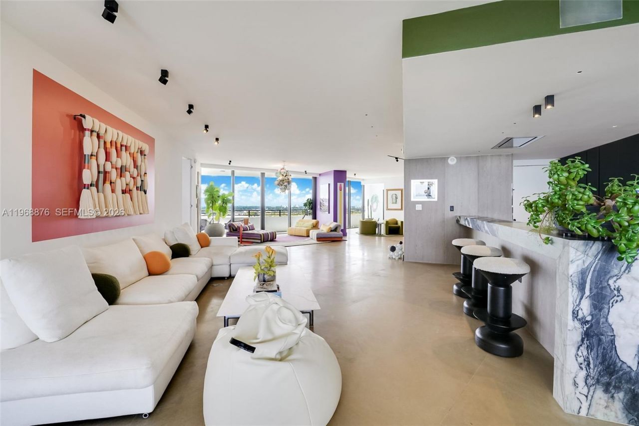 720 NE 69th St , Unit 12S, Miami, FL 33138 Photo