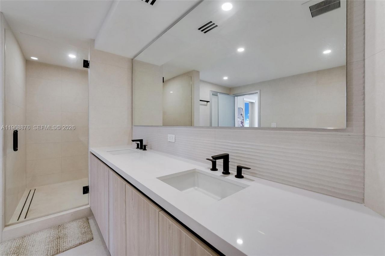 720 NE 69th St , Unit 12S, Miami, FL 33138 Photo