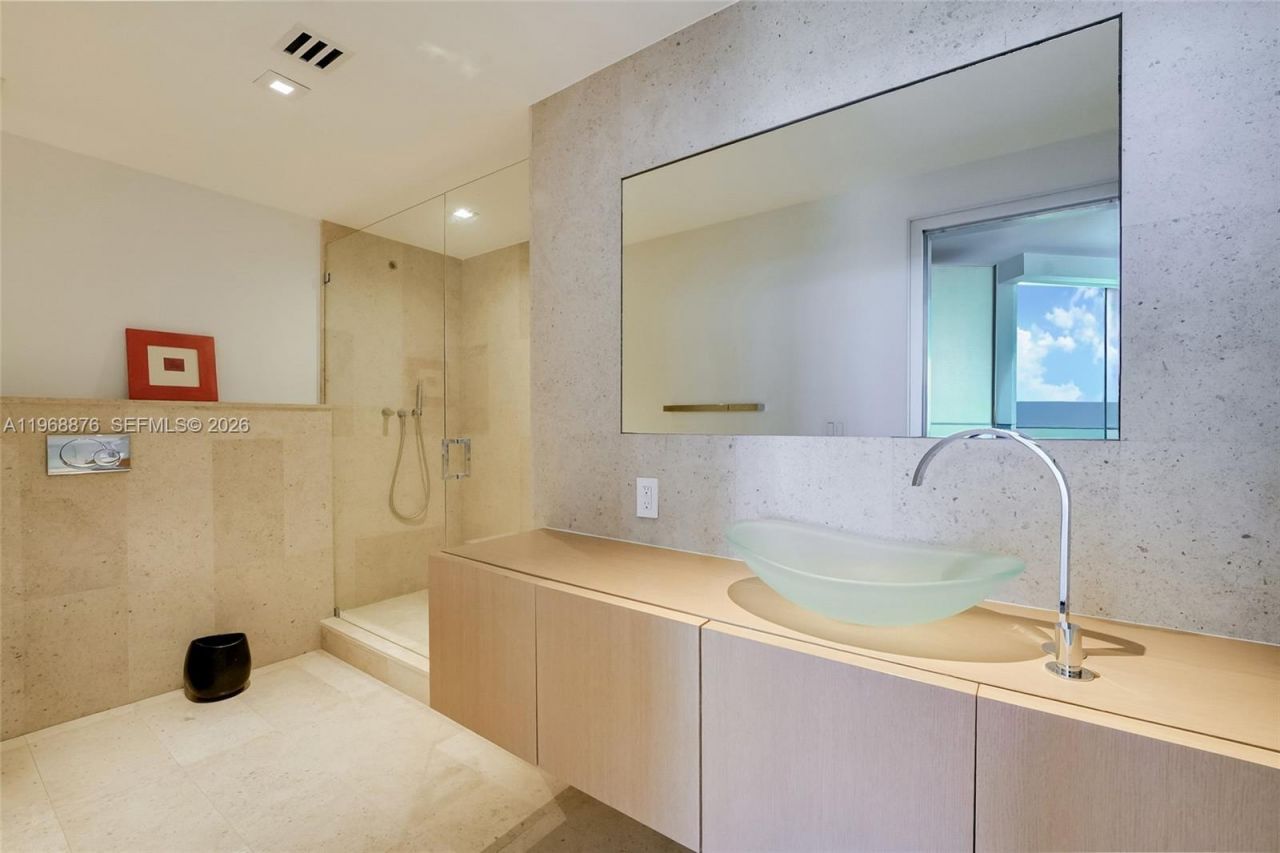 720 NE 69th St , Unit 12S, Miami, FL 33138 Photo