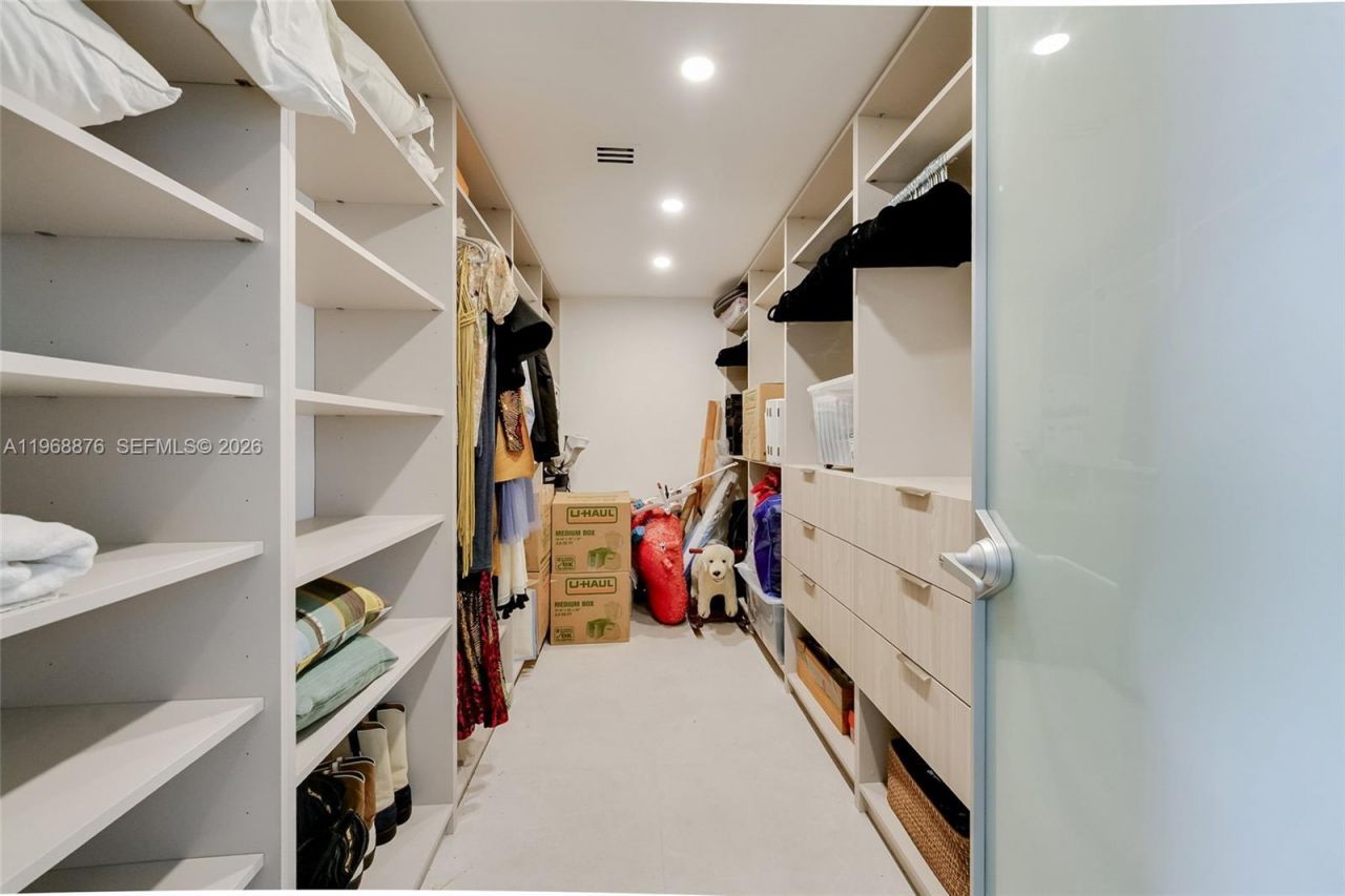 720 NE 69th St , Unit 12S, Miami, FL 33138 Photo