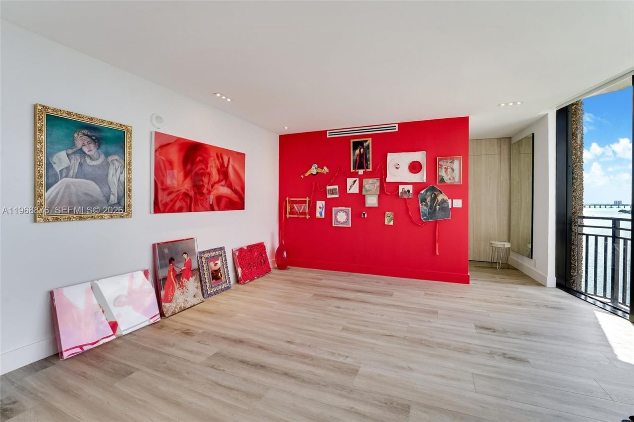 720 NE 69th St , Unit 12S, Miami, FL 33138 Photo