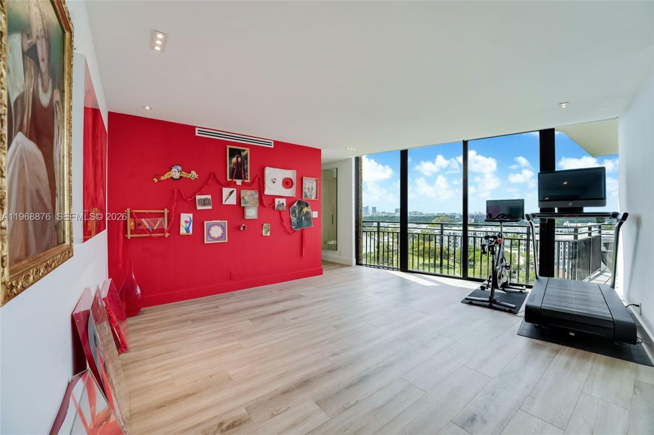 720 NE 69th St , Unit 12S, Miami, FL 33138 Photo