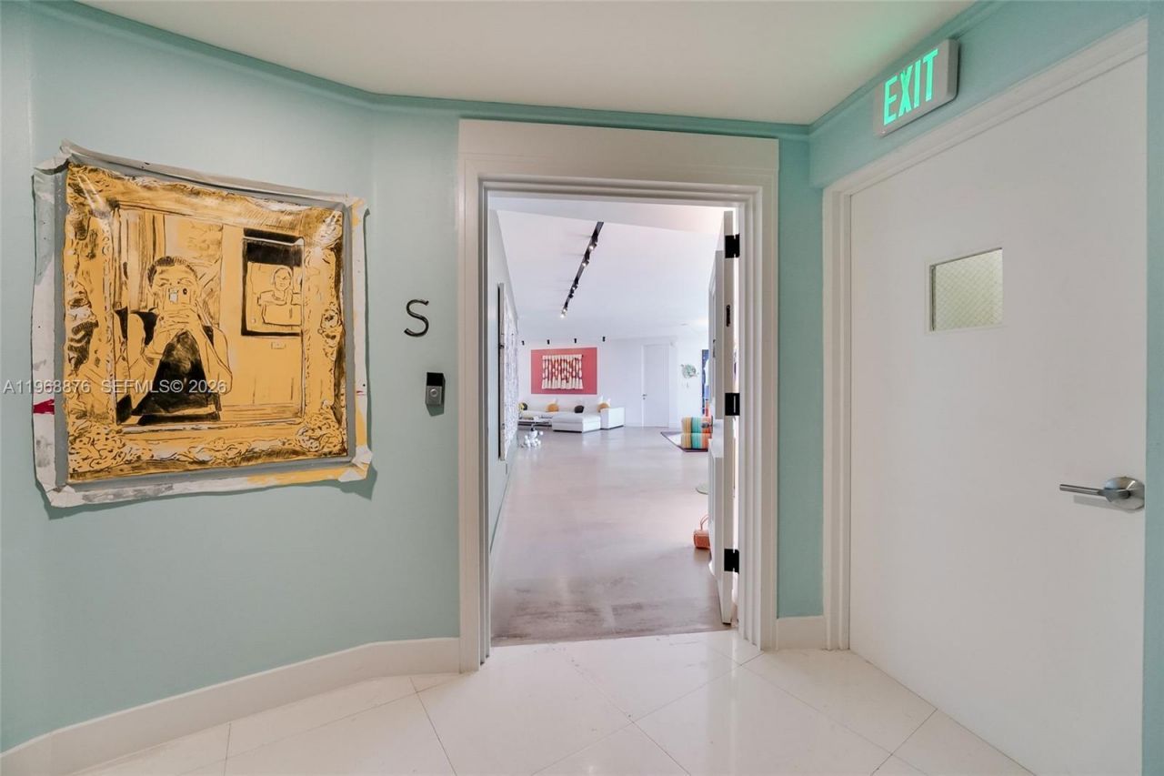 720 NE 69th St , Unit 12S, Miami, FL 33138 Photo