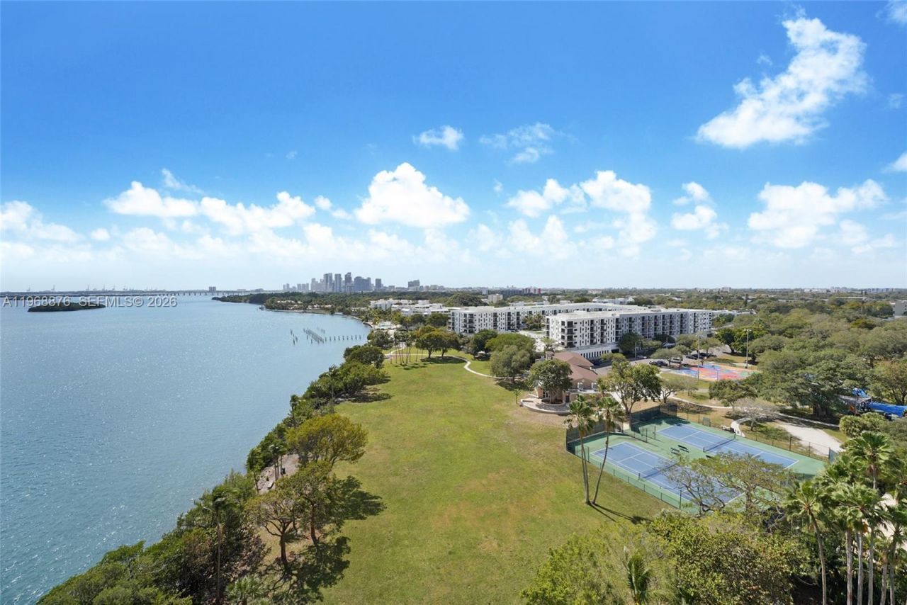 720 NE 69th St , Unit 12S, Miami, FL 33138 Photo