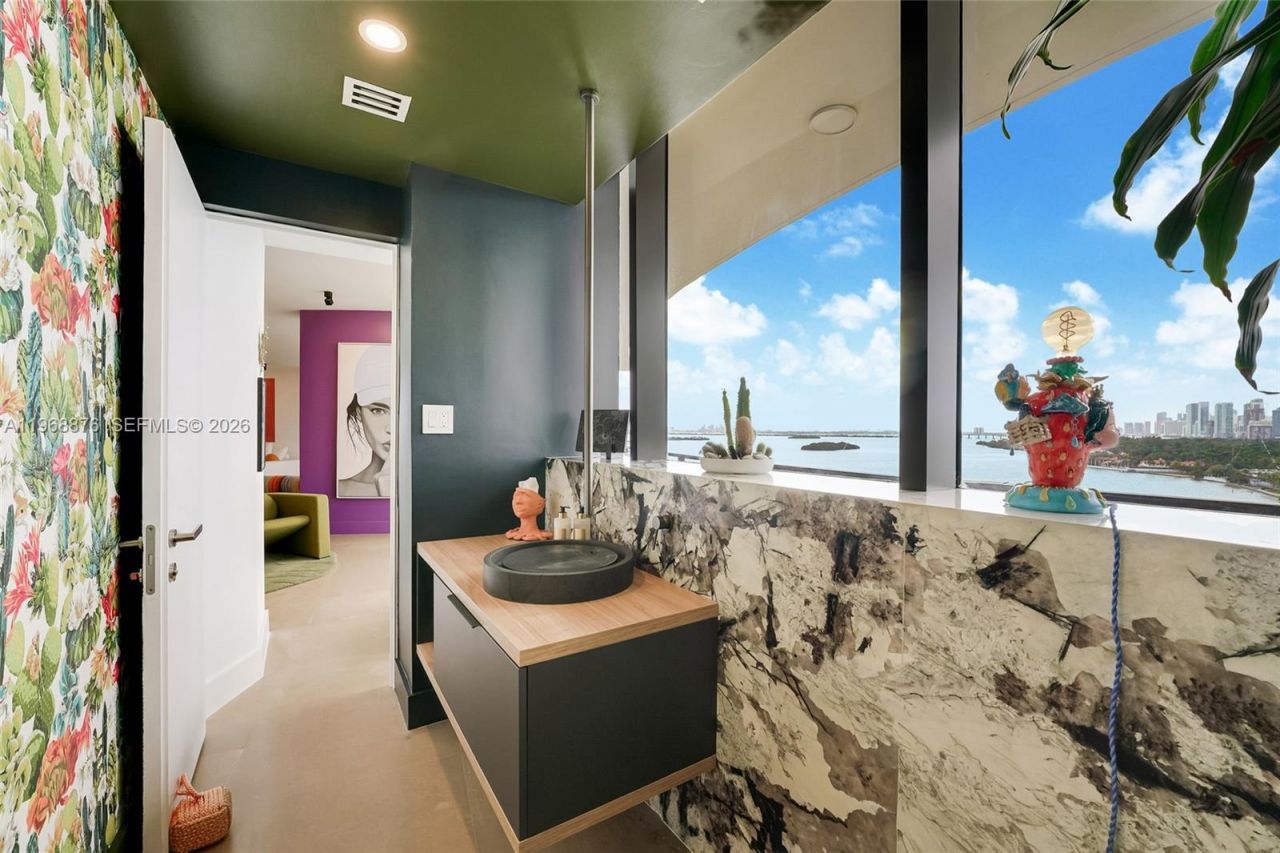 720 NE 69th St , Unit 12S, Miami, FL 33138 Photo