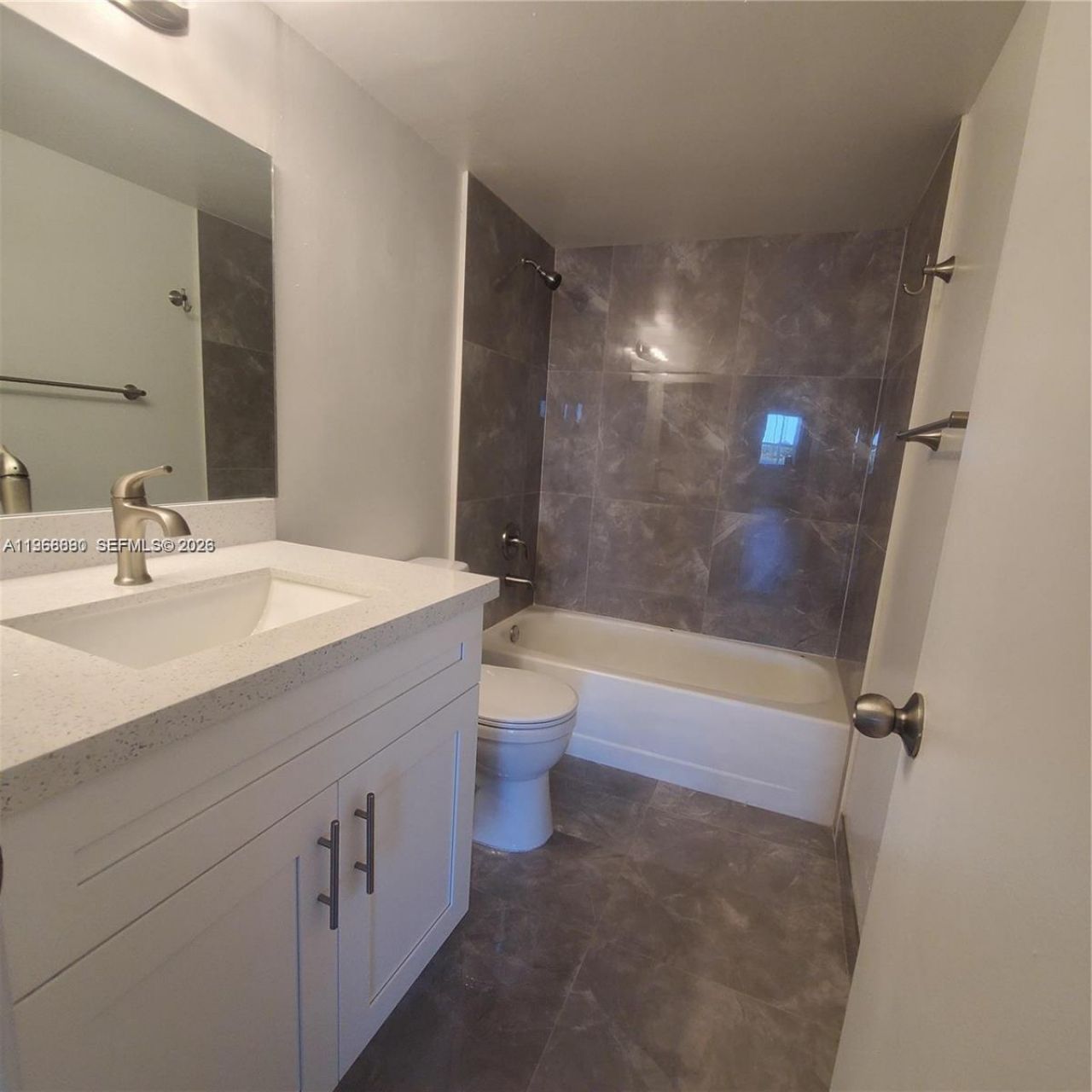 929 Hamilton Dr , Unit 929F, Homestead, FL 33034 Photo