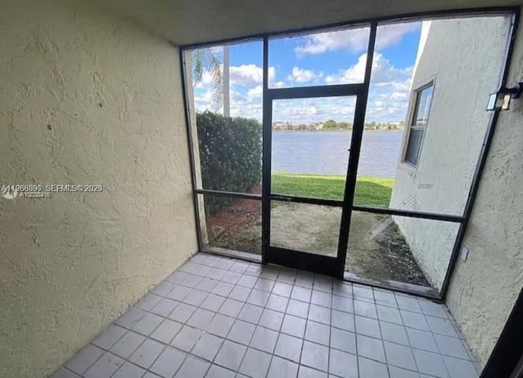 929 Hamilton Dr , Unit 929F, Homestead, FL 33034 Photo