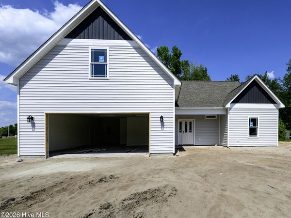 303 Ramonas Lake Court, New Bern, NC 28560