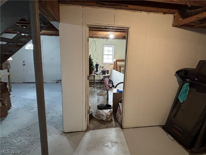 942 Caddo Avenue, Akron, OH 44305 Photo 28