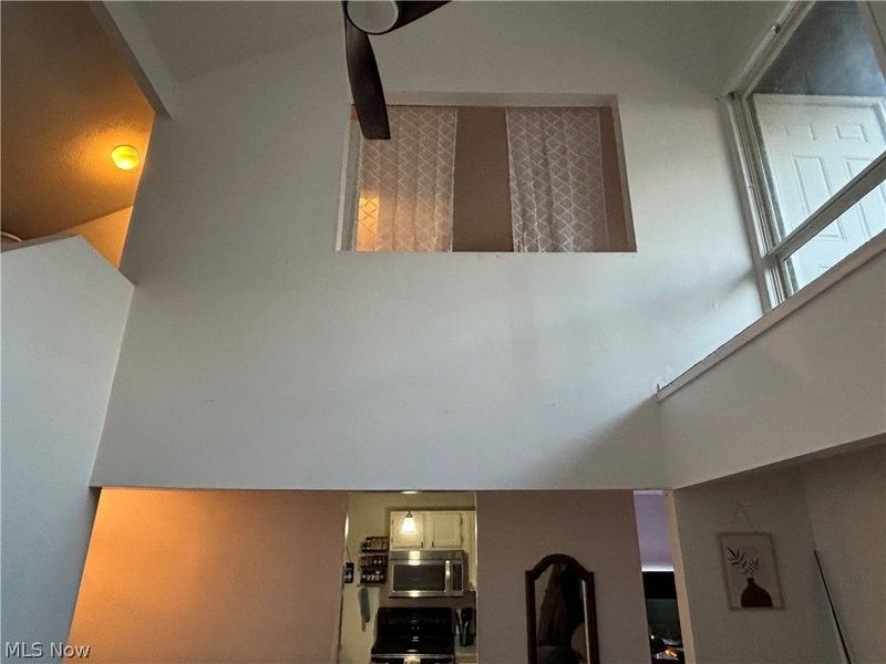 942 Caddo Avenue, Akron, OH 44305 Photo 6