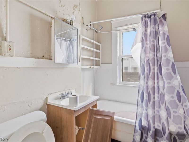 3885 W 20th Street, Cleveland, OH 44109 Photo 16