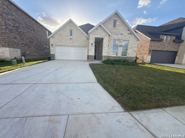 8920 San Carlos, Seguin, TX 78155