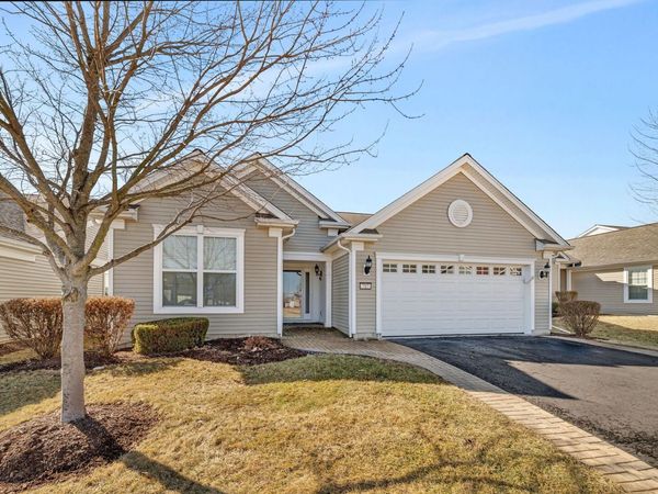 717 Pleasant Drive, Shorewood, IL 60404