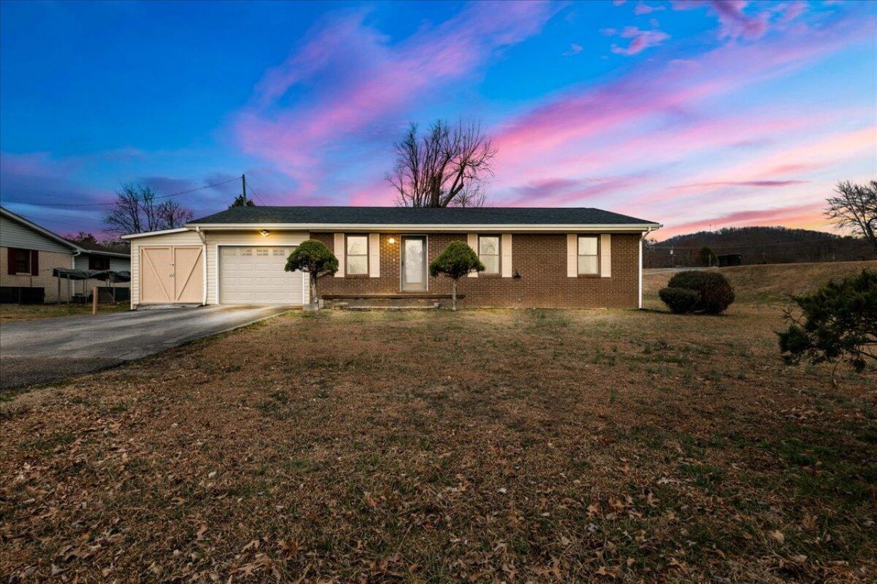 24 Cardinal Heights Road, Williamsburg, KY 40769 Main Photo