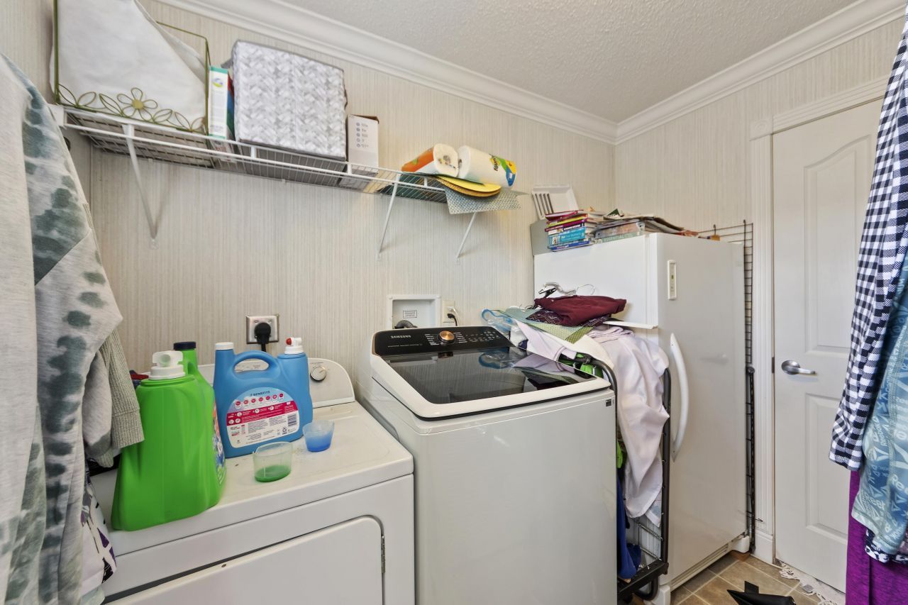 249 Hammock Street Photo 20