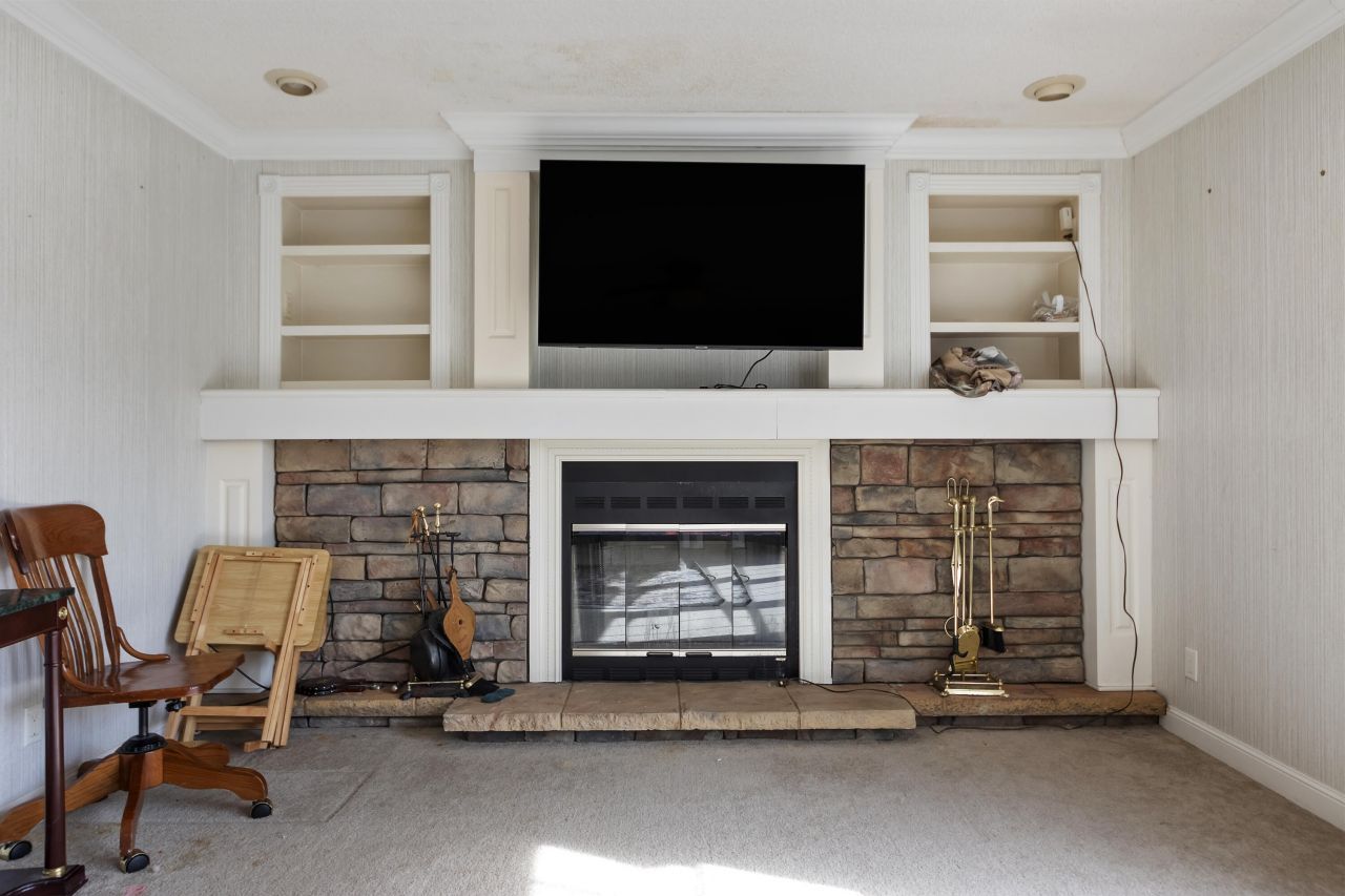 249 Hammock Street Photo 8